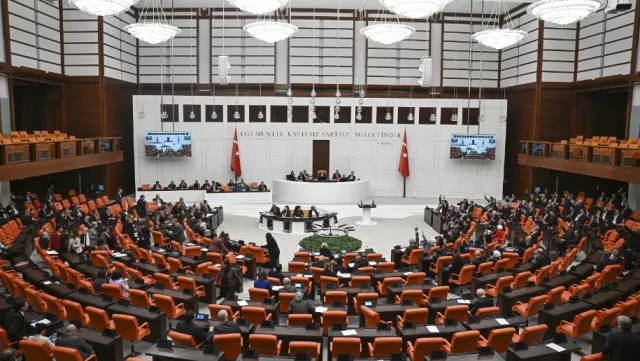 Туркийн парламент Шведийн НАТО-д элсэх хүсэлтийг дэмжлээ