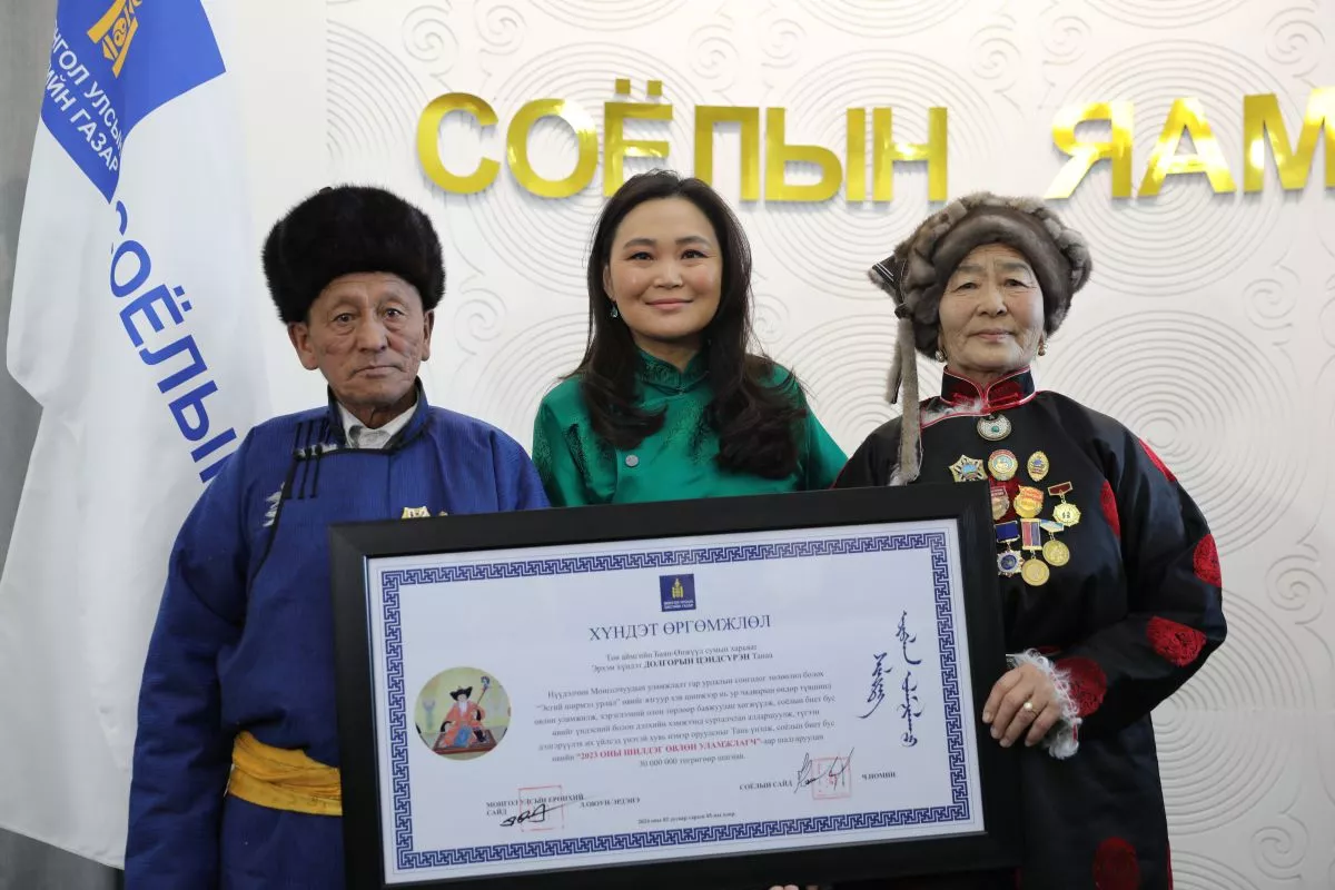 Соёлын биет бус өвийн 2023 оны шилдэг өвлөн уламжлагчийг тодруулав