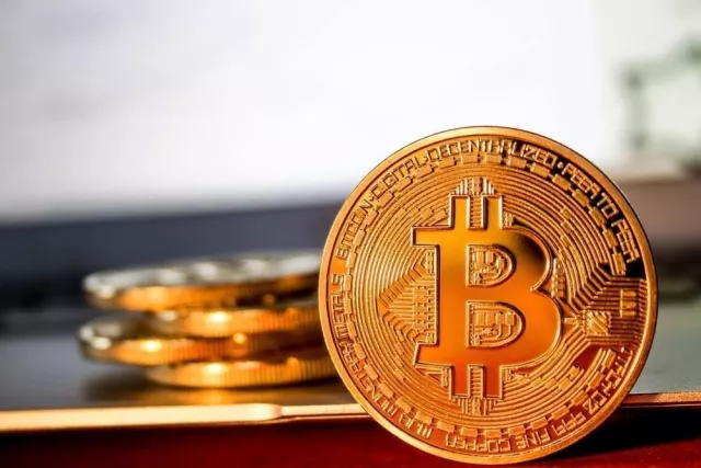 Биткойны ханш 2 жилийн хугацаанд анх удаа 50 мянган долларыг давлаа