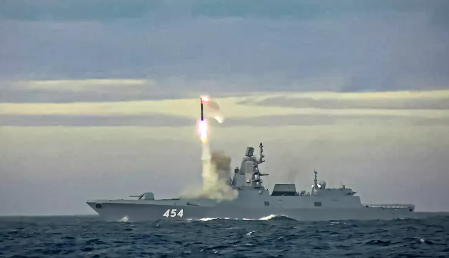 ОХУ Украинд анх удаа хэт авианы пуужин ашиглажээ