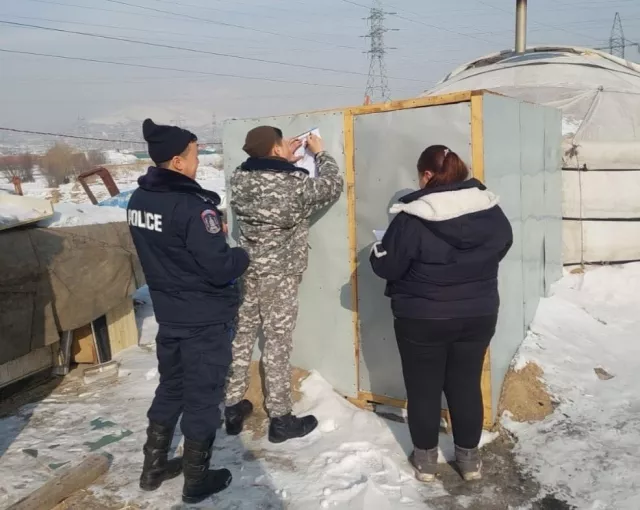 Үерийн эрсдэлтэй бүсэд суурьшсан айл өрхүүдэд мэдэгдэл хүргүүллээ