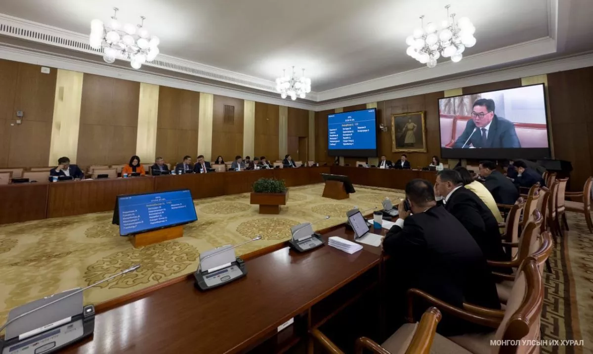 Гаалийн албан татвараас чөлөөлөх тухай хуулийн төслийг хэлэлцэхийг дэмжлээ