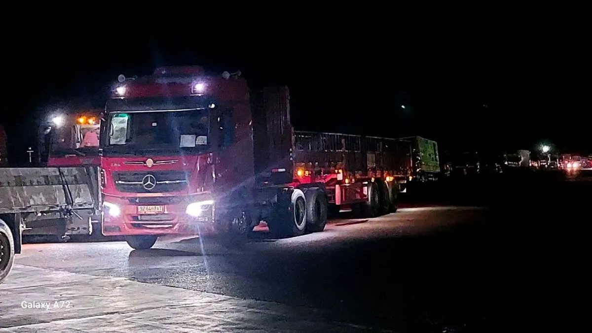 Замын-Үүд боомт 24 цагаар ажиллаж эхэлснээс хойш 1487 автомашин нэвтэрчээ