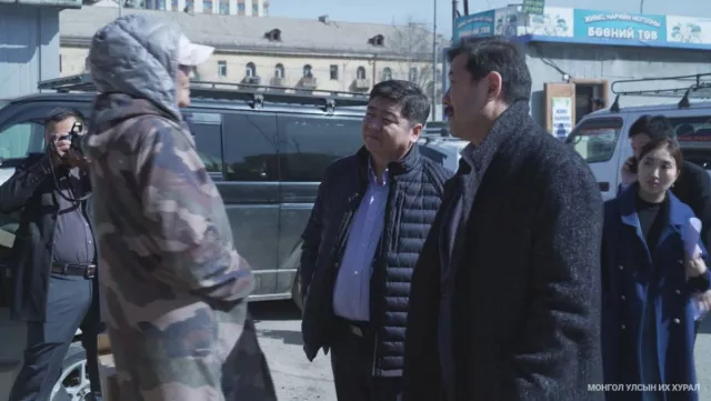 Гурилын үнийн өсөлтийг хянан шалгах ажлын хэсгийн гишүүд дотоодын үйлдвэрүүд болон худалдааны төвүүдэд ажиллав