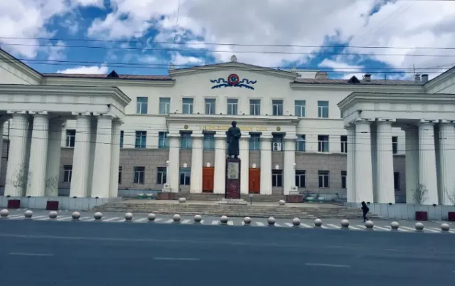 Монгол Улсын Үндэсний номын сангийн төв байрны уншлага, үйлчилгээ өнөөдрөөс нээгдэнэ