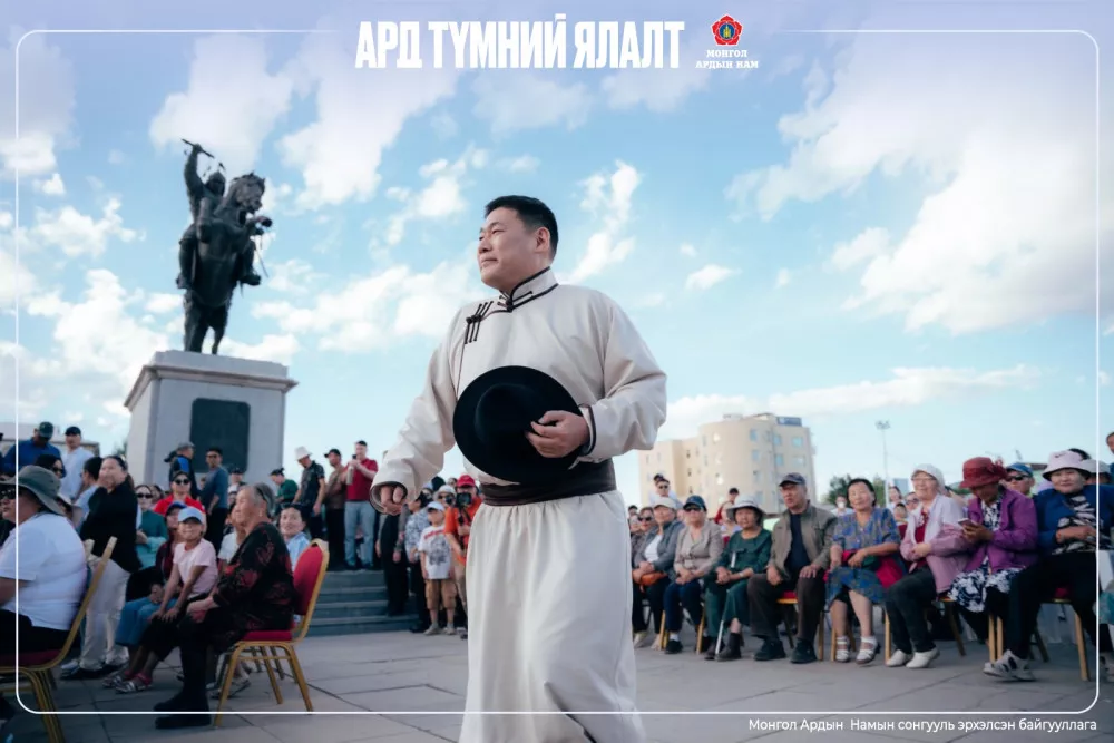 Авлигатай нам харгалзахгүй тэмцэж, эхлүүлсэн ажлаа дуусгахад Ерөнхий сайдын багийг багаар нь дэмжихийг Хөвсгөлчүүдэд уриаллаа
