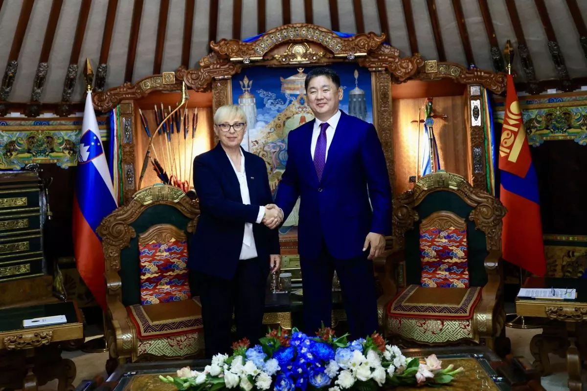 Монгол Улс, Бүгд Найрамдах Словени Улсын Ерөнхийлөгч нар албан ёсны хэлэлцээ хийлээ