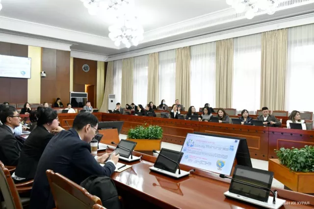 “Нээлттэй парламент” оюутны дадлагажих хөтөлбөрийн нээлт боллоо