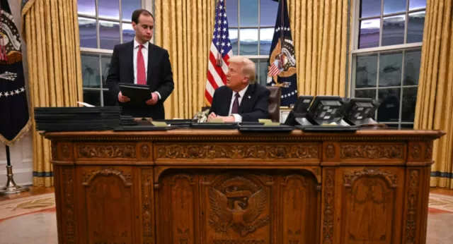 Д.Трамп 1500 хоригдлыг суллах баримт бичигт гарын үсэг зурж, суллах үйл ажиллагааг эхлүүллээ