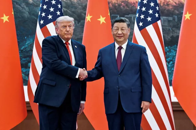 Трамп, Ши Жиньпин нарын уулзалт эхэллээ