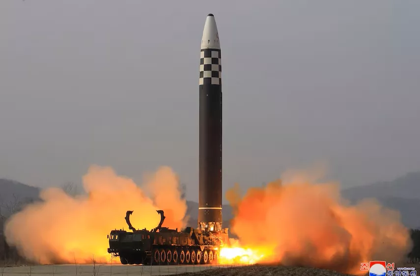 Хойд Солонгос зүүн эрэг рүүгээ хэд хэдэн баллистик ПУУЖИН харвав