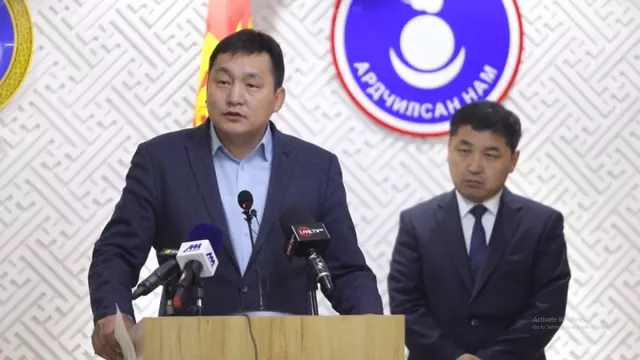 Ч.Отгочулуу: Эдийн засаг агшсан хэвээр байгаа, сүүлийн хагас жилд байдал хүндэрнэ