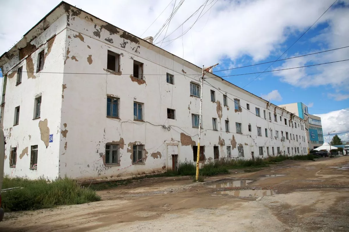 Ээрмэлээс Туул голын гудамжтай холбох замын газрыг албадан чөлөөлнө