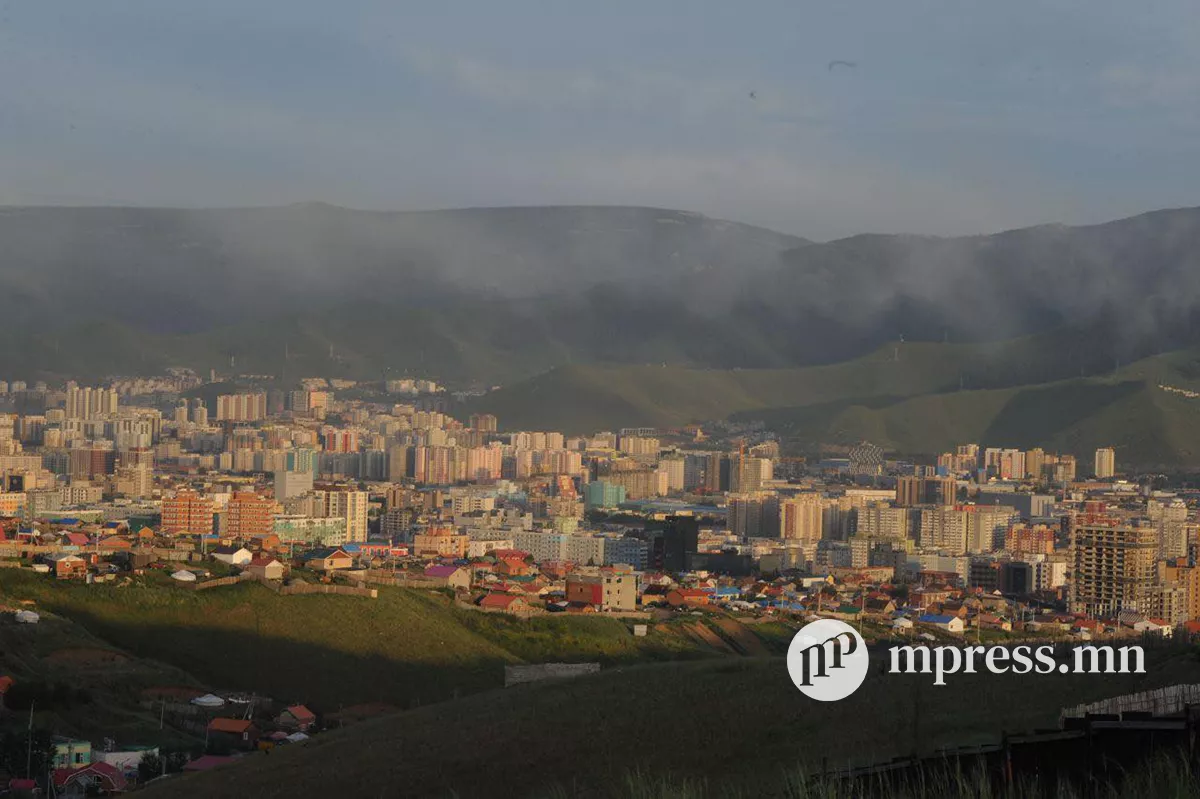 Маргааш 28 хэмийн дулаан, цэлмэг байна