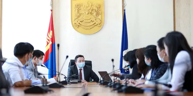Хичээлийн хоцрогдлыг арилгахад анхаарч ажиллана