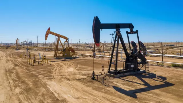 Дельта хувилбараас шалтгаалж газрын тосны үнэ огцом унажээ