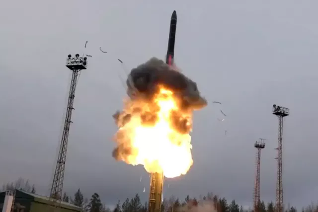 В.Путин Украинд ЦӨМИЙН ЗЭВСЭГ хэрэглэвэл яах вэ?