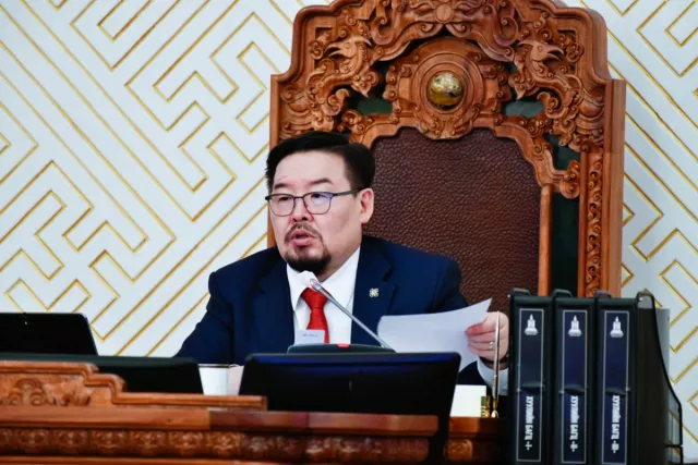 Г.Занданшатар: Төсөв хэлэлцэхэд хүүхдийн мөнгийг зорилтот бүлэгт шилжүүлэхээс өөр аргагүй болно