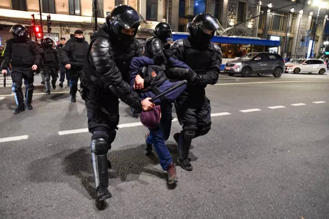 Дагестанд Москвагийн “хэсэгчилсэн дайчилгаа”-г эсэргүүцсэн жагсаал өрнөж байна