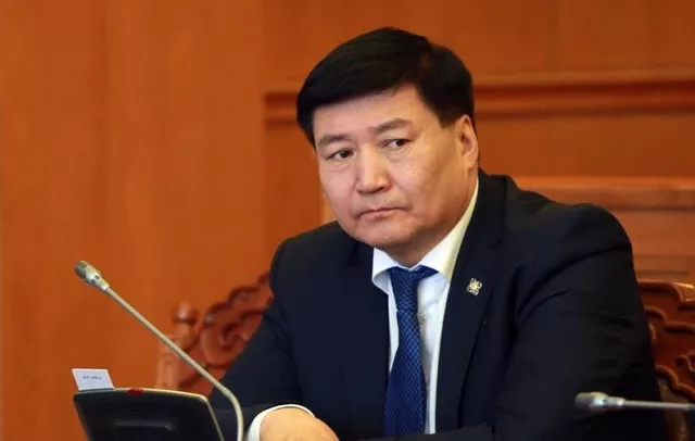 С.Чинзориг: “Монголбанк“ “Найман шарга“ дээрх валютын ханш 150 төгрөгийн зөрүүтэй байна