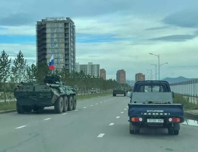 Сүүлийн 10 хоногт ОХУ-ын дугаартай 4896 тээврийн хэрэгсэл орж иржээ