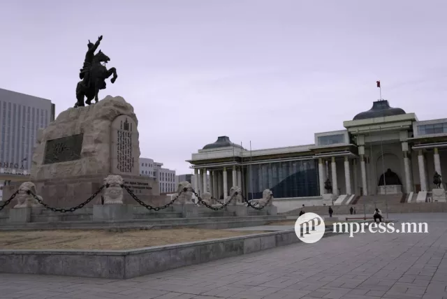 Улаанбаатарт маргааш 2 хэмийн дулаан байна