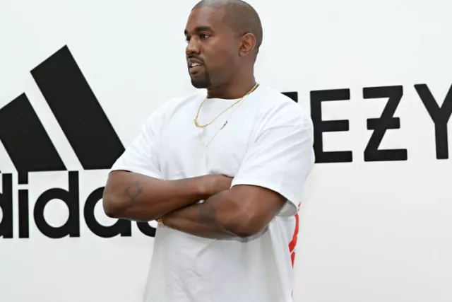 Adidas реппер Канье Уэсттэй хийсэн гэрээгээ цуцалжээ