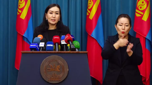 ШУУД: Засгийн газрын хуралдаанаас гаргасан шийдвэрийг танилцуулж байна