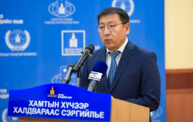 Б.ХИШИГЖАРГАЛ: УНТЭ 33 эмч, ажилтандаа орон сууцны урьдчилгаа 30 сая төгрөг олгосон