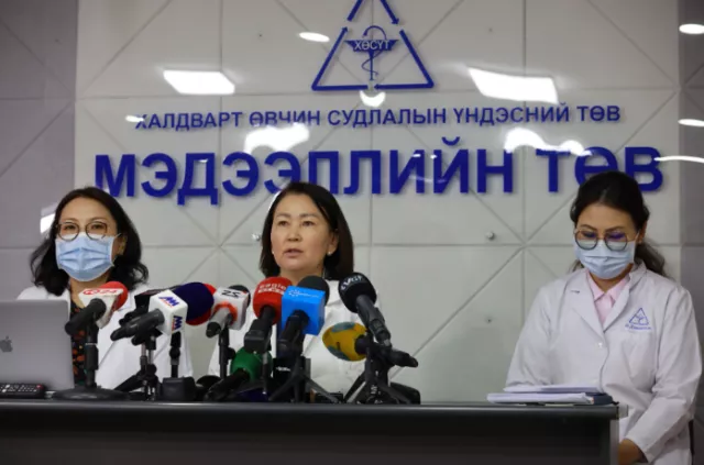 Шинэ хувилбарууд халдварлах чадвар өндөртэй тул амны хаалтаа тогтмол зүүх хэрэгтэй