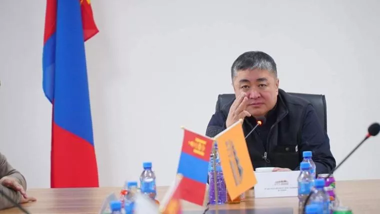 Ж.Ганбат: Уурхайчдын цалин, урамшууллыг хөндөхгүй