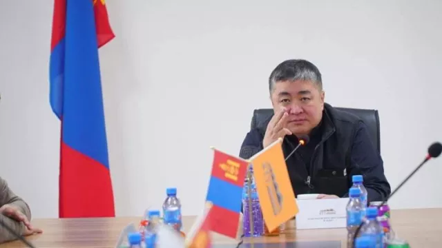 Ж.Ганбат: Уурхайчдын цалин, урамшууллыг хөндөхгүй