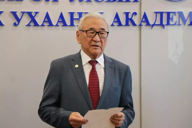 “Чингис хаан“ одон хүртэх Д.Доржготов ямар бүтээлүүд туурвисан бэ
