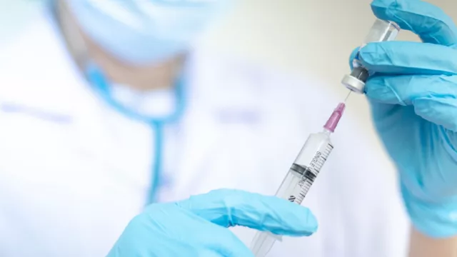 Нийслэлийн 12-15 насны хүүхдүүдийн 59.4 хувь нь вакцинд хамрагджээ