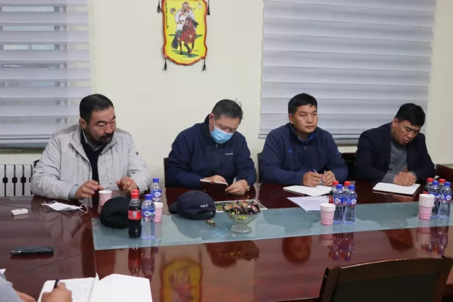 Чингис хот доторх авто замын засварын талаар зөвшилцөв