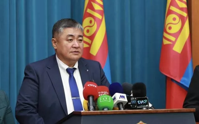 Ж.Ганбат: “Эрдэнэс Тавантолгой” компани 40 хоногт 4.2 сая тонн нүүрс борлуулжээ
