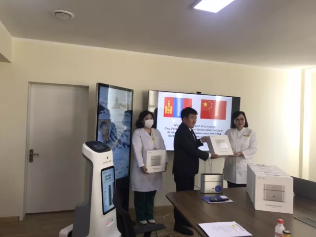 ЭНЭҮТ-д 35 сая төгрөгийн тоног төхөөрөмж хандивлажээ