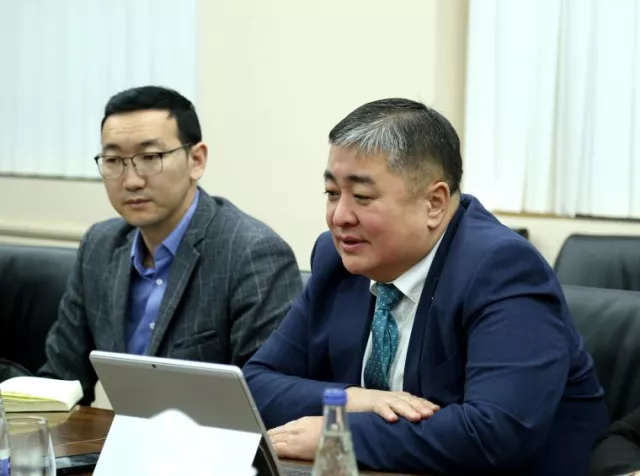 Ж.Ганбат: Ямар ч тохиолдолд үндэсний тээвэрлэгчдээ дэмжих бодлого баримтална
