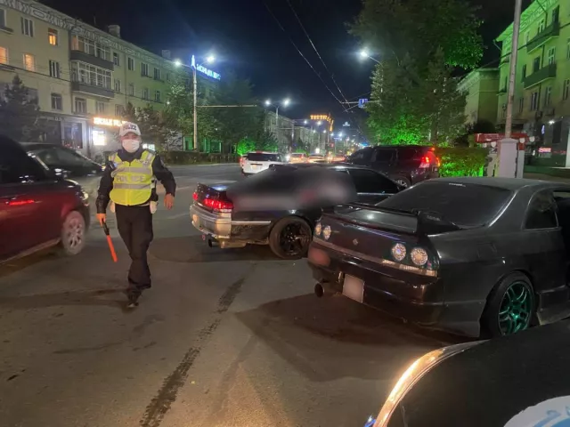 Иргэдийг унтуулдаггүй 15 автомашины янданг хураажээ
