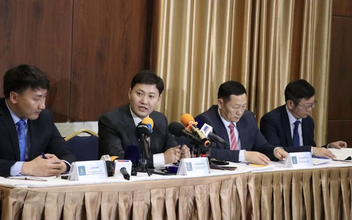 Газрын багц хуулийн шинэчилсэн найруулгын төслийн талаар мэдээлэл хийлээ