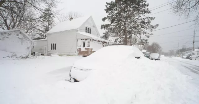 АНУ-д болсон хүчтэй шуурганы улмаас 37 хүн амиа алджээ