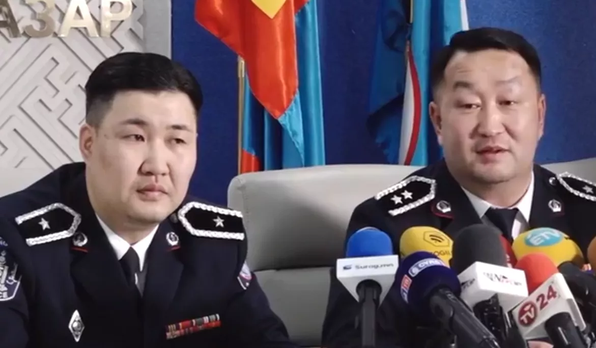 С.Батдөлийн гэрээс 6 орон сууцны гэрчилгээ, 4 төрлийн валют хураан авчээ