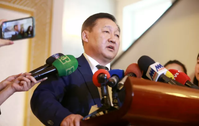 Д.Тогтохсүрэн: Зөвлөлдөх санал асуулгаар Шинэ Үндсэн хуультай холбоотой асуудал огт яригдахгүй