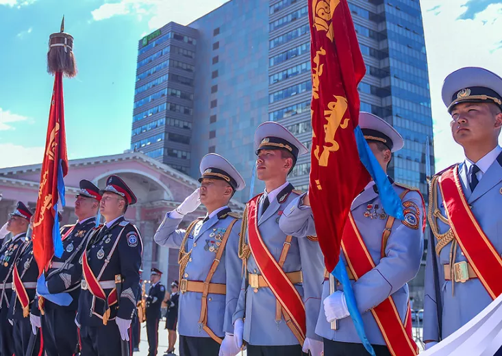 Монгол Улсад нийт 3,200 хурандаа цолтон байна