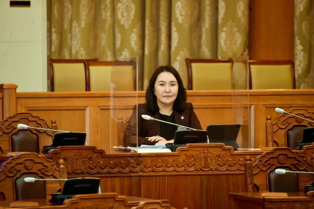 Ч.Ундрам: Б.Наранцацралтыг хүүхдийн эрхийг ноцтой зөрчсөн гэж үзэн торгосон