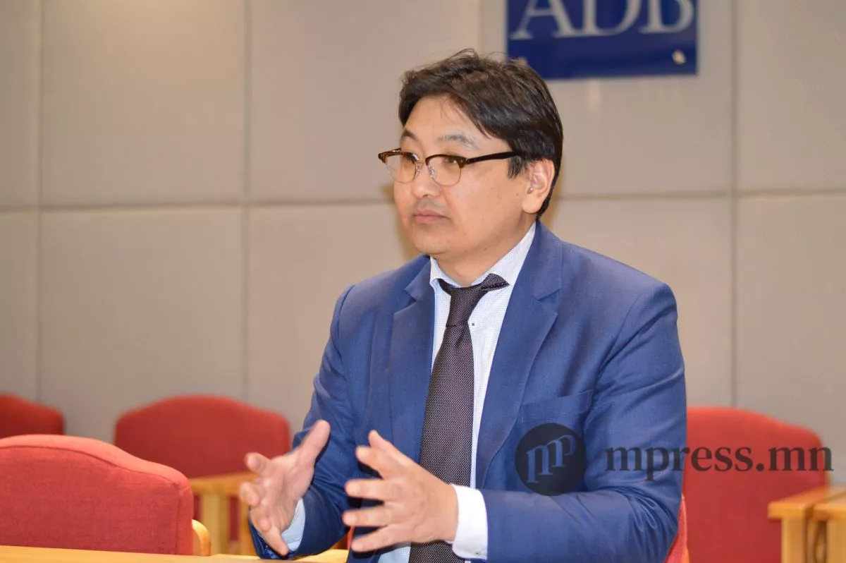 С.Болд: Эдийн засгийн өсөлтийг иргэдэд хүртээмжтэй байлгахын тулд инфляцийг бууруулах шаардлагатай