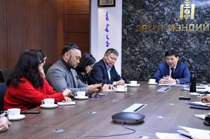 Эмийн үнэ 50 хувиар өсөхөд долларын ханш нөлөөлсөн гэв