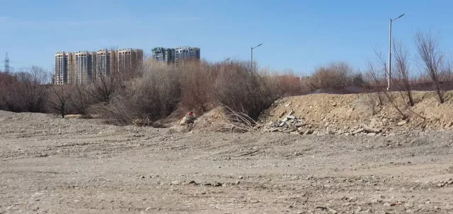 Туул голын гольдролд зөвшөөрөлгүй далан үүсгэснийг 3 сая төгрөгөөр шийтгэжээ