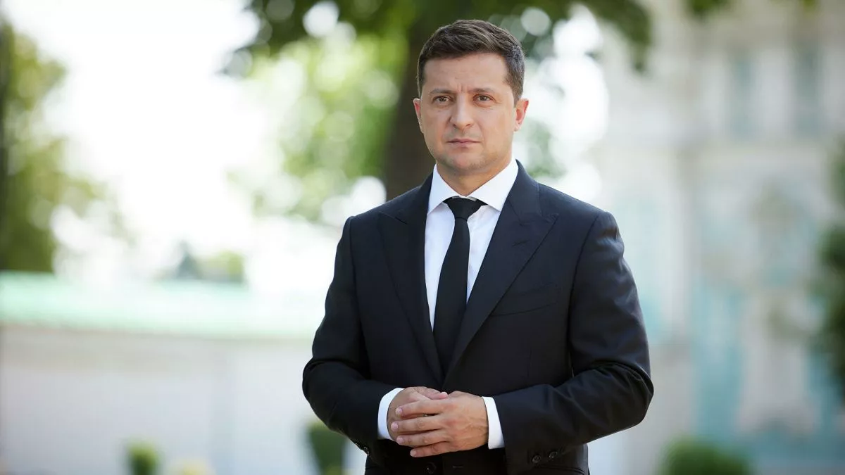 Зеленский Оросын офицерын эсрэг хориг арга хэмжээ авчээ