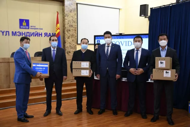 Дэлхийн банкнаас манай улсад 1,27 сая долларын төхөөрөмж гардууллаа